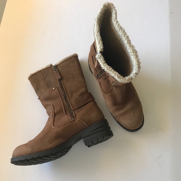 Caterpillar “CAT” Brown Suede Boots Sherpa Lined - Picture 3 of 15